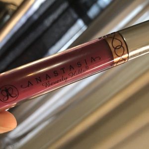 Anastasia Beverly Hills craft liquid lipstick